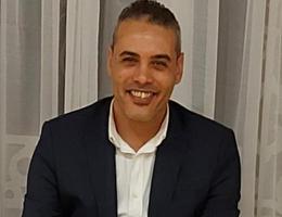 العميل Saleh Atef