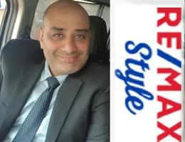 العميل Mina Philip