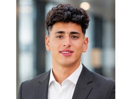 Agent مؤمن الصاوي