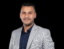العميل Moataz elafran