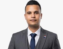العميل Tarek Saied