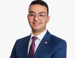العميل Ahmed Ezzat