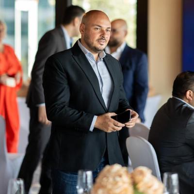 العميل Omar Elkhattab