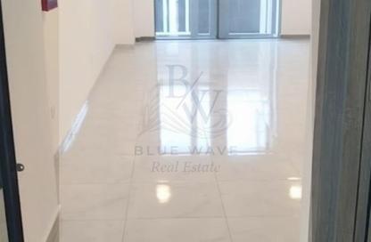 Clinic - Studio - 1 Bathroom for sale in South Gate Mall - South Teseen St. - The 5th Settlement - New Cairo City - Cairo