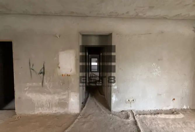 98823509 - Property Image 2