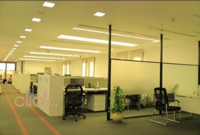 76240430 - Property Image 3