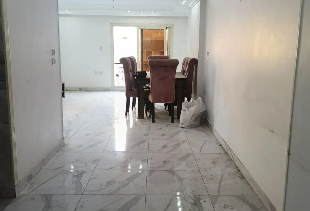 103758374 - Property Main Image