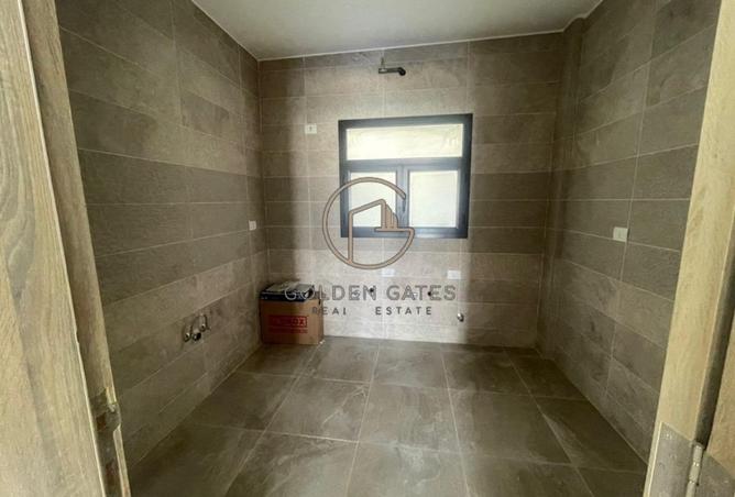 99385767 - صورة العقار 2