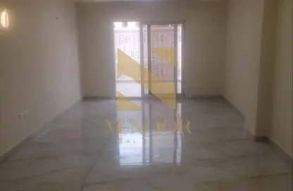 Apartment - 3 Bedrooms - 2 Bathrooms for sale in Al Khamayel city - Sheikh Zayed Compounds - Sheikh Zayed City - Giza