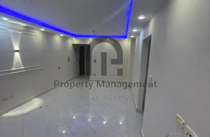 Apartment - 3 Bedrooms - 1 Bathroom for rent in Gardenia City Compound Nasr City - Zahraa Madinat Nasr - Nasr City - Cairo