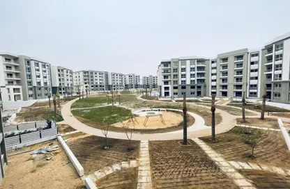 Apartment - 4 Bedrooms - 3 Bathrooms for sale in Mountain View Hyde Park - 5th Settlement Compounds - The 5th Settlement - New Cairo City - Cairo