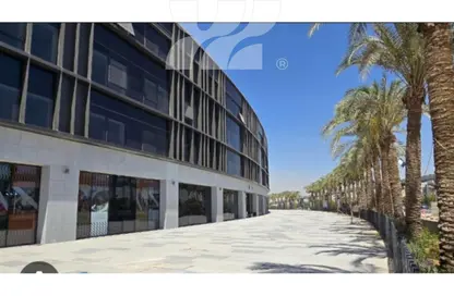 Office Space - 3 Bedrooms - 1 Bathroom for rent in Lake View Residence - 5th Settlement Compounds - The 5th Settlement - New Cairo City - Cairo