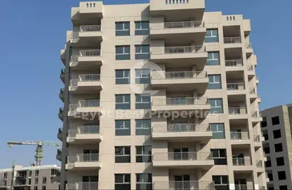 مساحات مكتبية - استوديو - 2 حمامات للبيع في بارك ستريت - محور 26 يوليو - الشيخ زايد - الجيزة