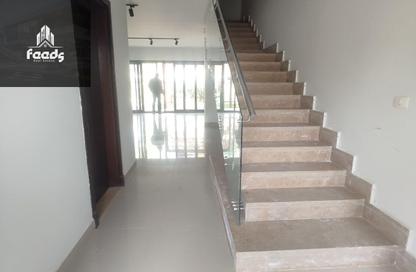 Villa - 2 Bedrooms - 3 Bathrooms for sale in Hyde Park - New Cairo City - Cairo