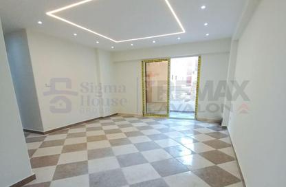 شقة - 3 غرف نوم - 2 حمامات للبيع في سيدي بشر - حي اول المنتزة - الاسكندرية
