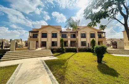 Villa - 3 Bedrooms - 3 Bathrooms for sale in Privado - Madinaty - Cairo