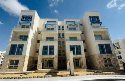 Chalet - 2 Bedrooms - 2 Bathrooms for sale in Naia bay - Ras Al Hekma - North Coast