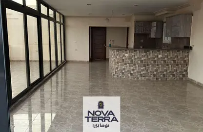Apartment - 2 Bedrooms - 1 Bathroom for rent in Al Bostan St. - 9th District - Sheikh Zayed City - Giza