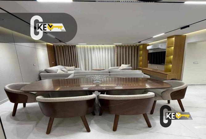 72721000 - Property Image 2