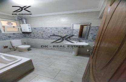 شقة - 3 - 3 للبيع في شارع مدرسة الريادة - سموحة - حي شرق - الاسكندرية
