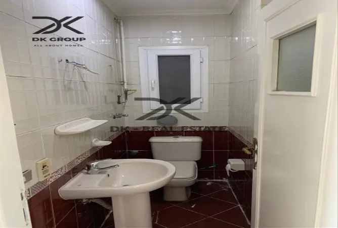 118804455 - Property Image 3