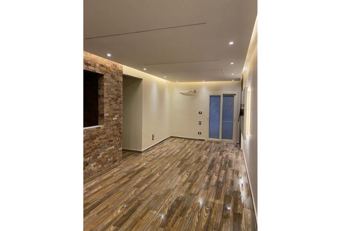 6956125 - Property Image 3