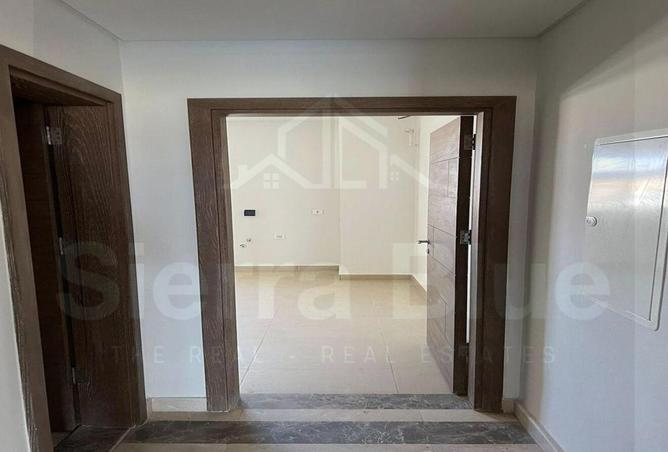 6872316 - Property Image 3