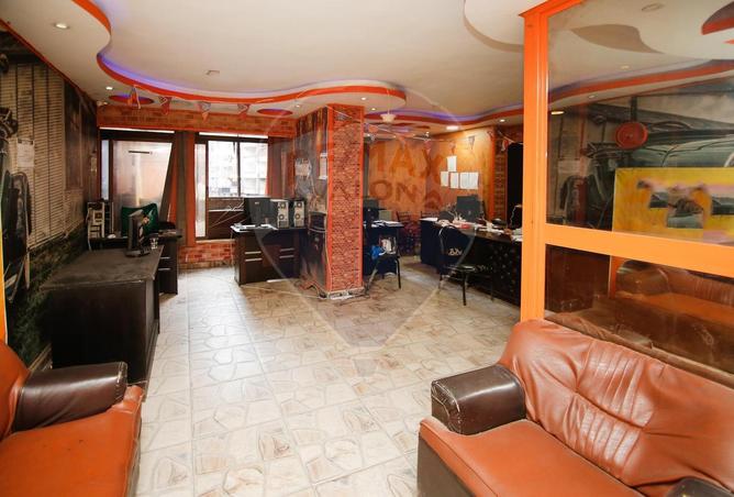 3988971 - Property Image 2