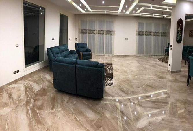 7795875 - Property Image 2