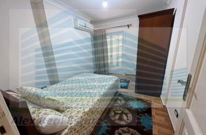Apartment - 3 Bedrooms - 3 Bathrooms for rent in Smouha Square - Smouha - Hay Sharq - Alexandria