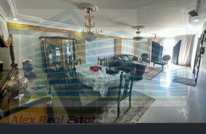 Apartment - 3 Bedrooms - 1 Bathroom for rent in Sidi Gaber St. - Sidi Gaber - Hay Sharq - Alexandria