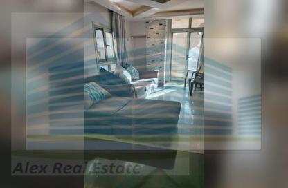 Apartment - 3 Bedrooms - 1 Bathroom for rent in Al Geish Road - Camp Chezar - Hay Wasat - Alexandria