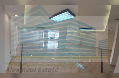 Apartment - 3 Bedrooms - 2 Bathrooms for rent in Shaarawy St. - Laurent - Hay Sharq - Alexandria