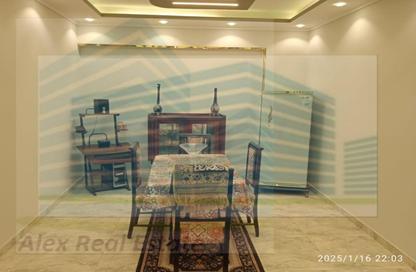 Apartment - 3 Bedrooms - 1 Bathroom for rent in Mohamed Fawzy Moaz St. - Smouha - Hay Sharq - Alexandria