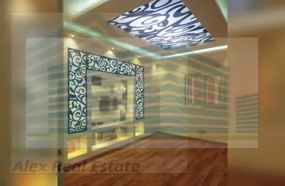 شقة - 3 غرف نوم - 2 حمامات للايجار في شارع الفتح - فلمنج - حي شرق - الاسكندرية