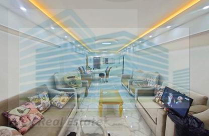 شقة - 3 غرف نوم - 2 حمامات للايجار في ميدان سموحة - سموحة - حي شرق - الاسكندرية