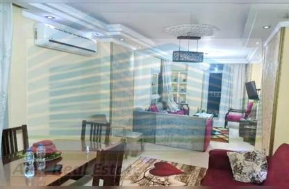 Apartment - 3 Bedrooms - 1 Bathroom for rent in Al Geish Road - Camp Chezar - Hay Wasat - Alexandria