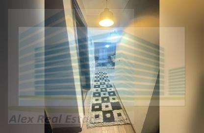 شقة - 3 غرف نوم - 2 حمامات للايجار في ميدان سموحة - سموحة - حي شرق - الاسكندرية