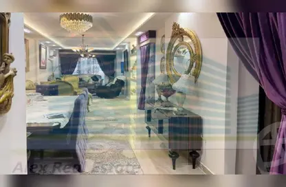 Apartment - 3 Bedrooms - 2 Bathrooms for rent in Madkhal Sharkt Al Nakhl Wa Al Handasa St. - Smouha - Hay Sharq - Alexandria