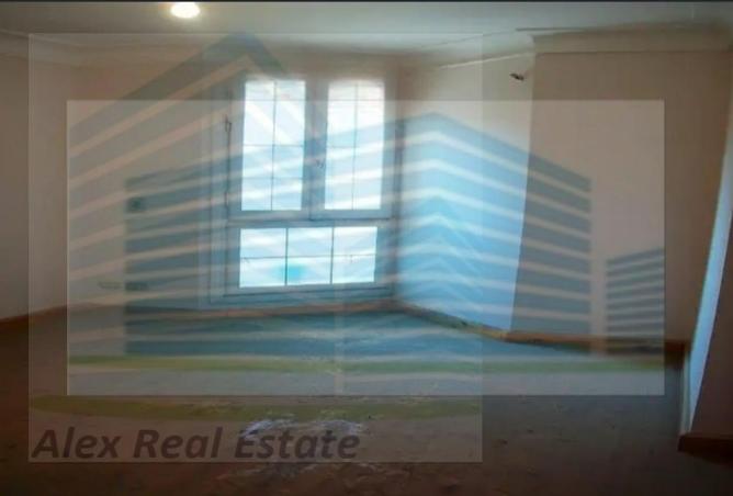 6853168 - Property Image 3