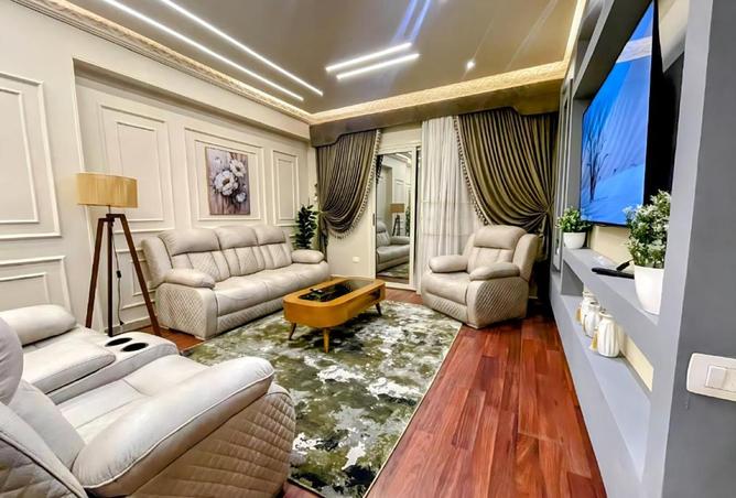 7117393 - Property Image 2