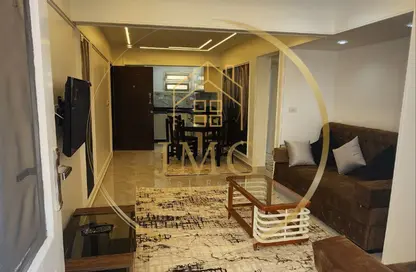 Apartment - 2 Bedrooms - 1 Bathroom for sale in Al Nasr St. - Al Maamoura - Hay Than El Montazah - Alexandria