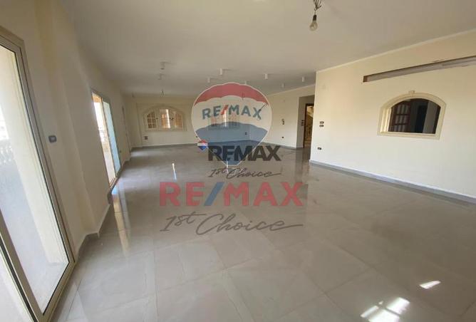 7040602 - صورة العقار 3