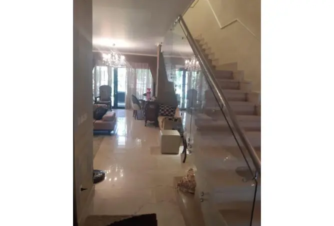 112700558 - Property Image 2