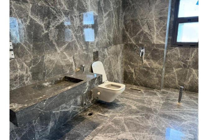 102634551 - Property Image 3