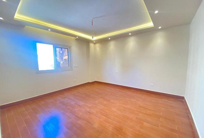 5681386 - Property Image 2