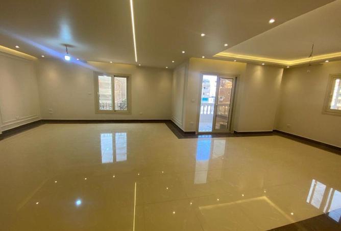 5681386 - Property Main Image