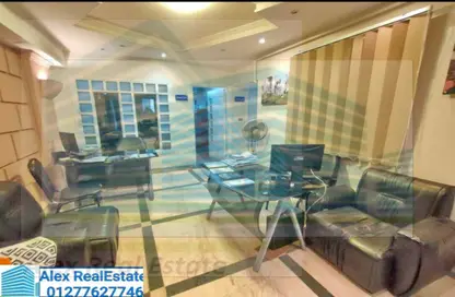 Office Space - Studio - 1 Bathroom for rent in Smouha Square - Smouha - Hay Sharq - Alexandria