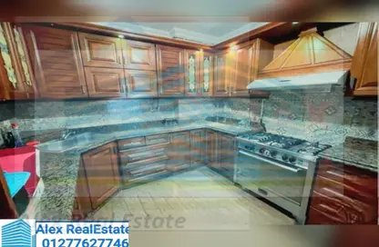 شقة - 3 غرف نوم - 2 حمامات للايجار في شارع البرت الاول - سموحة - حي شرق - الاسكندرية