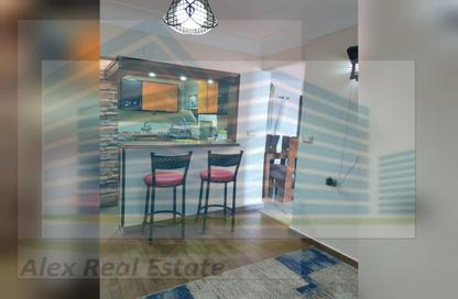 Apartment - 3 Bedrooms - 2 Bathrooms for rent in Al Geish Road - Camp Chezar - Hay Wasat - Alexandria